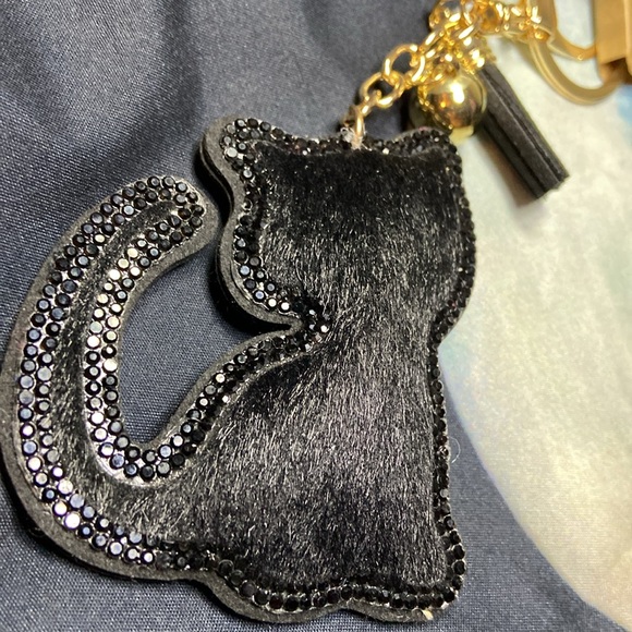 Black cat key chain - Picture 2 of 4